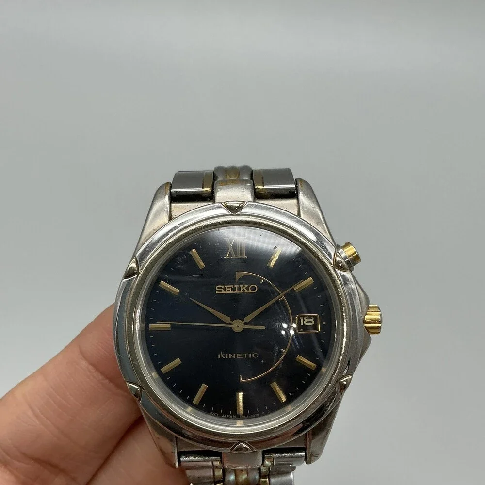Seiko Kinetic Mens Watch 37mm Black Dial Two Tone Stainless 5M62-0C70 Date 7